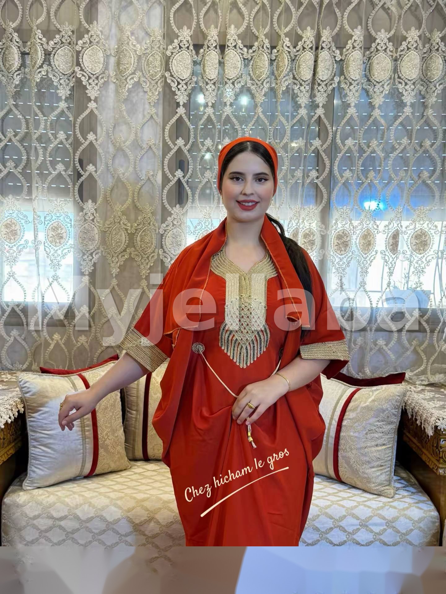 Jellaba Émeraude Royale avec Broderies Dorées - 12