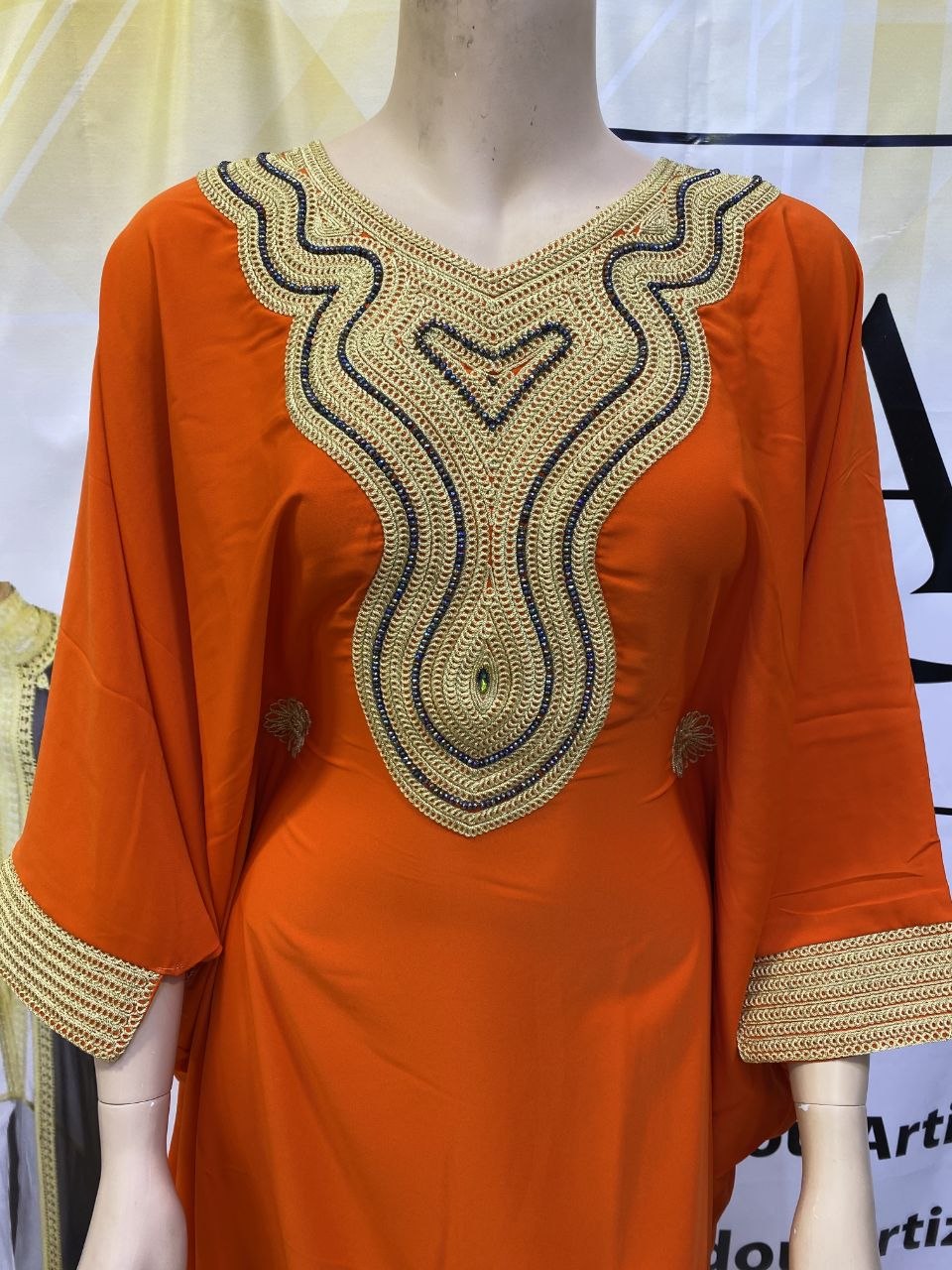 Boubou Élégant Brodée Or - 3