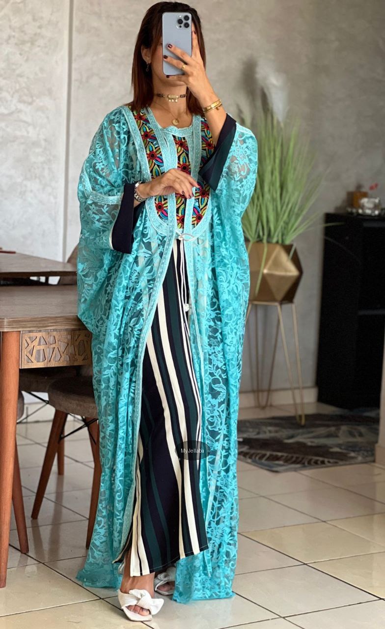 Jellaba Moderne en Dentelle et Broderies - 8