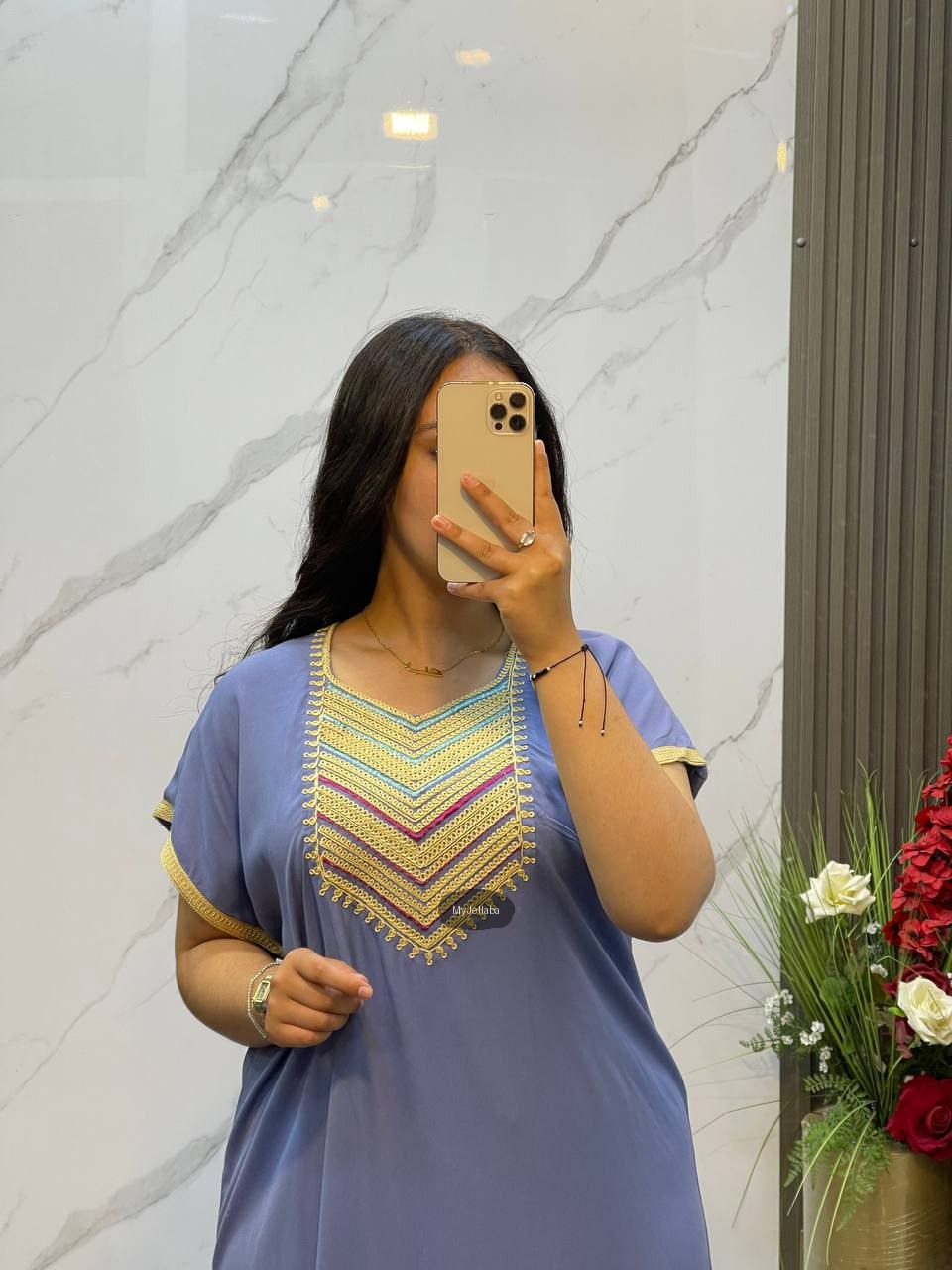 Jellaba Rouge Élégante Brodée - 8