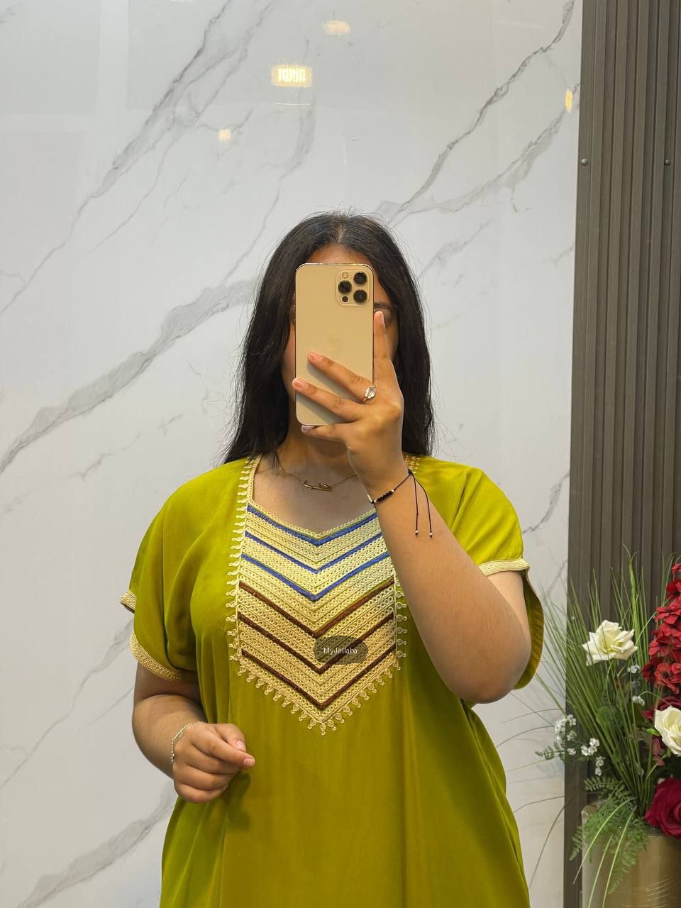 Jellaba Rouge Élégante Brodée - 9