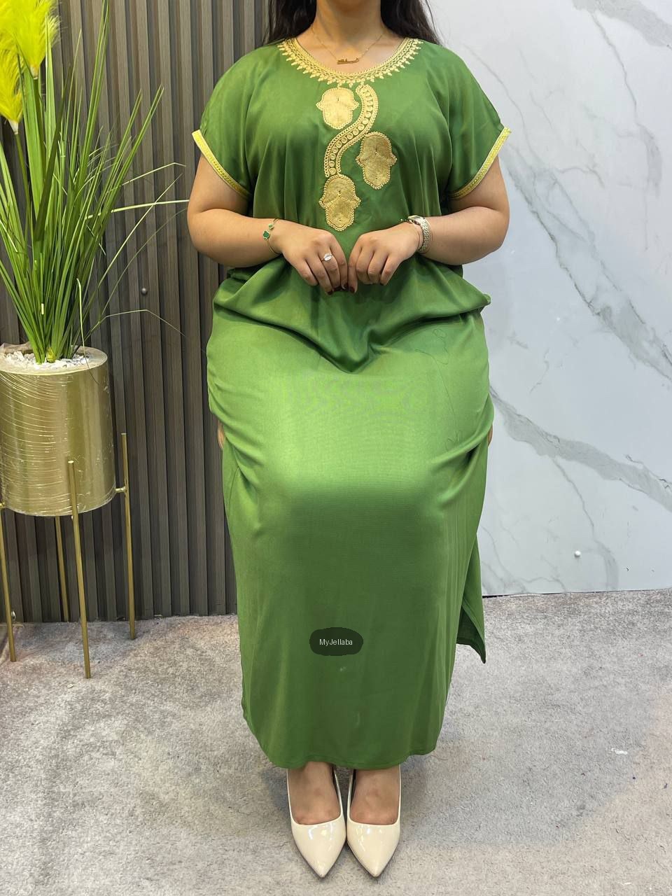 Jellaba Moderne Vert Olive Broderie Dorée