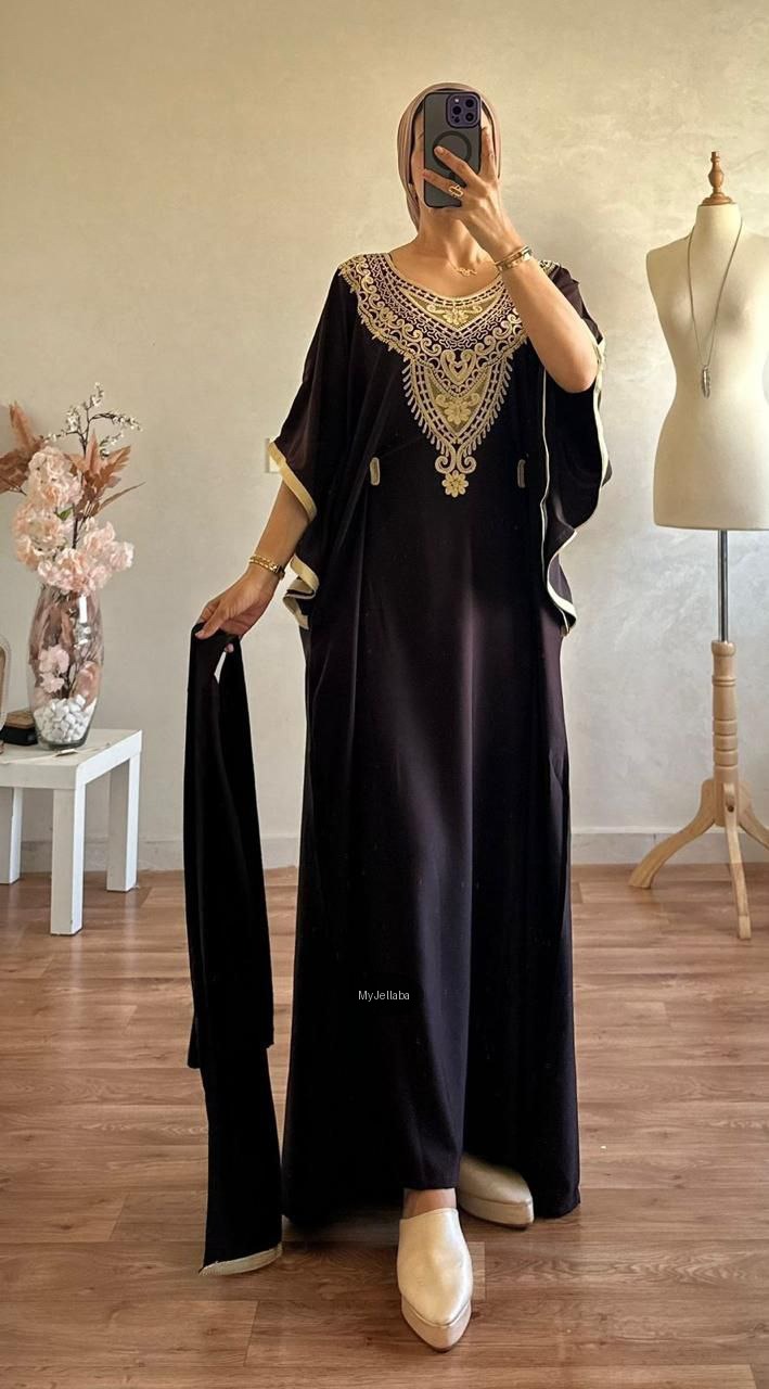 Boubou Élégant Brodée Or - 10