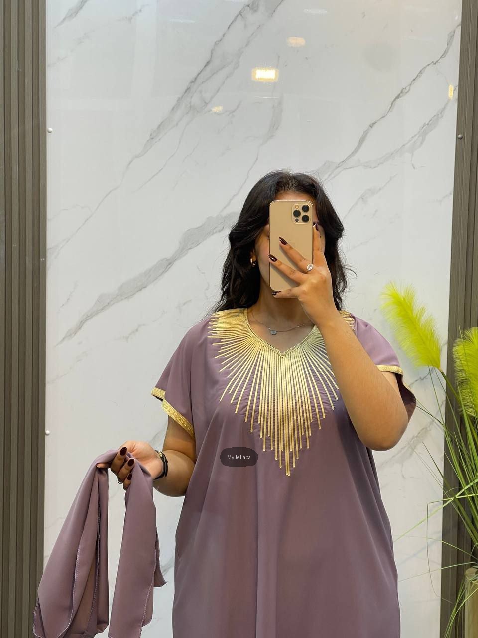 Boubou Élégant Brodée Or - 3