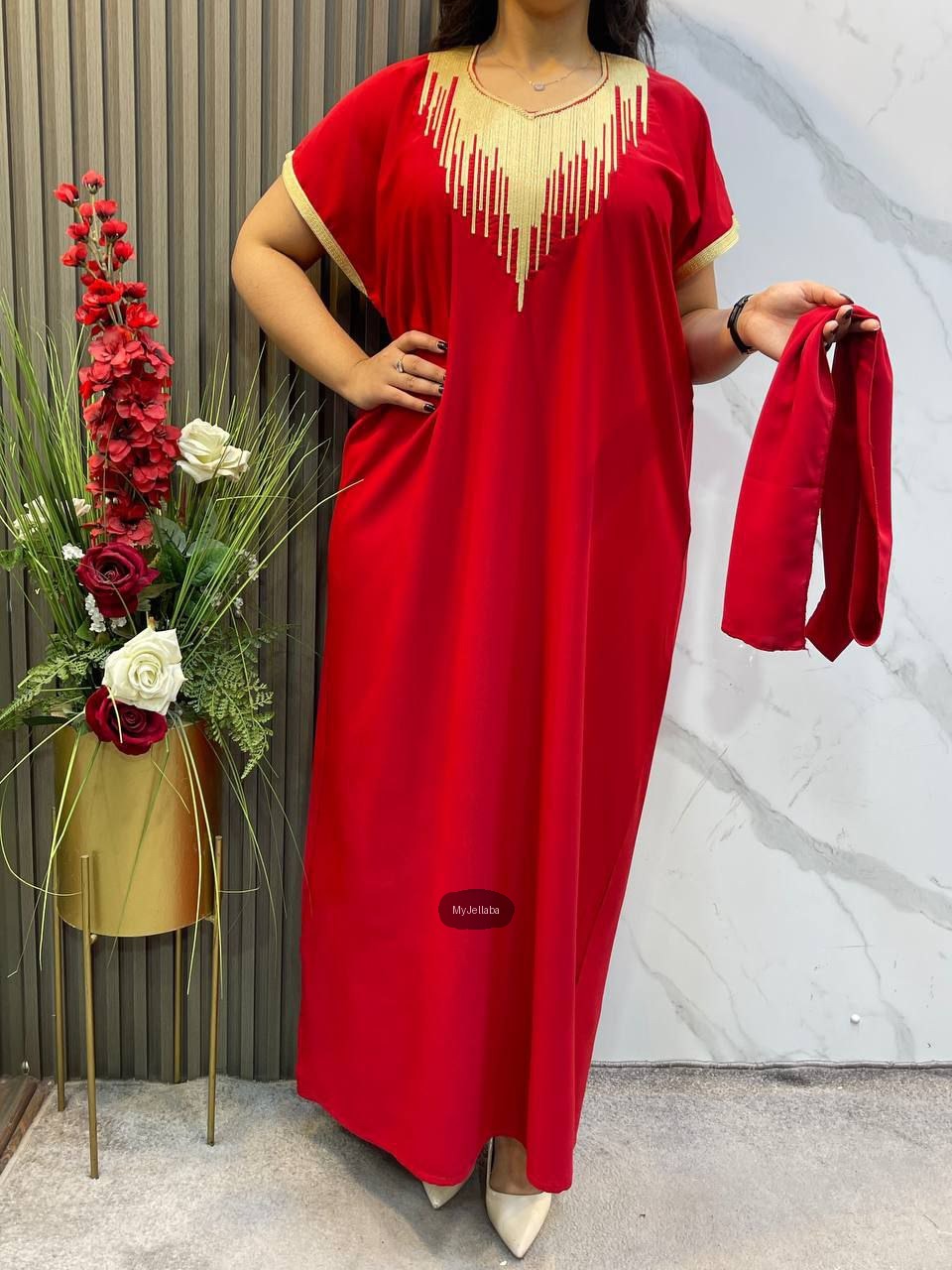 Jellaba Moderne Rouge et Or