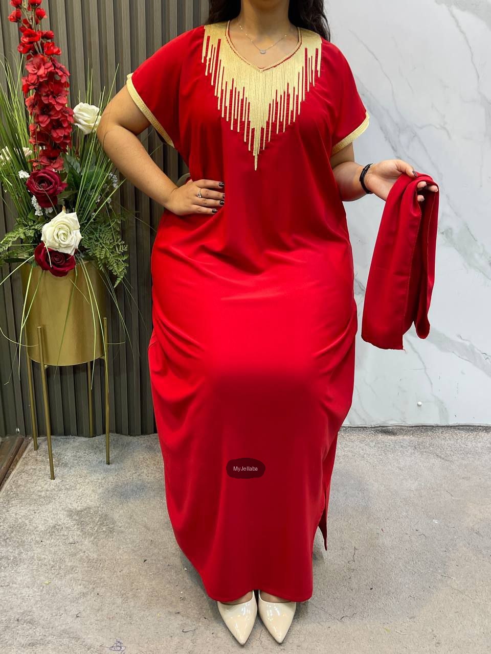 Jellaba Moderne Rouge et Or