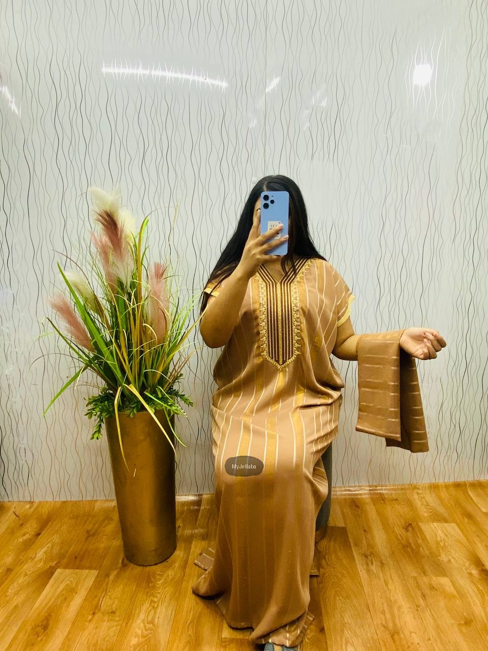 Boubou Élégant Brodée Or