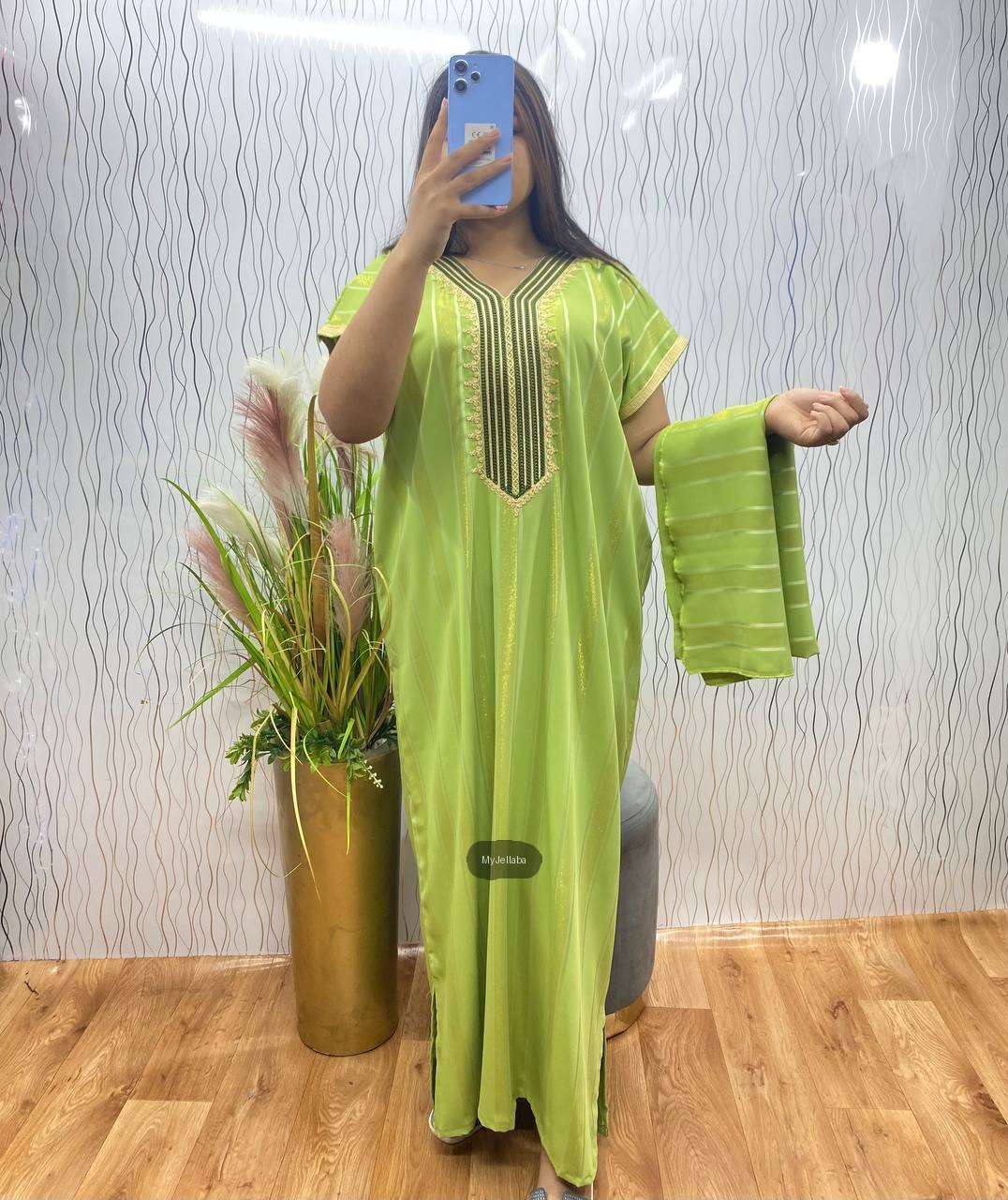 Jellaba Longue Élégante Vert Printanier